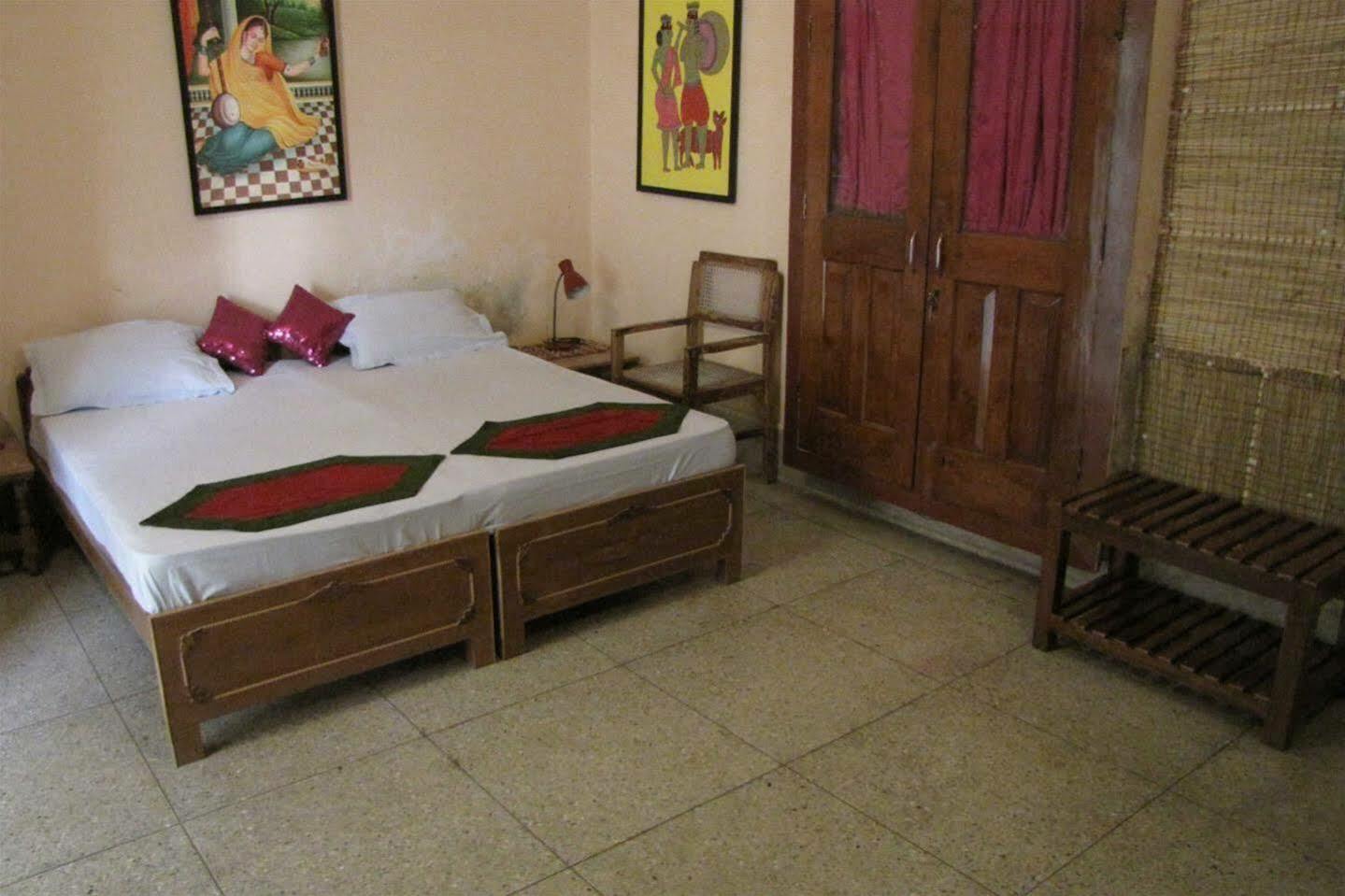Granny'S Inn Benares Buitenkant foto